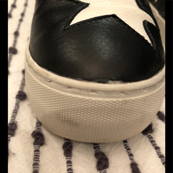 Star slip on runners!🍒 - Picture 5 of 5